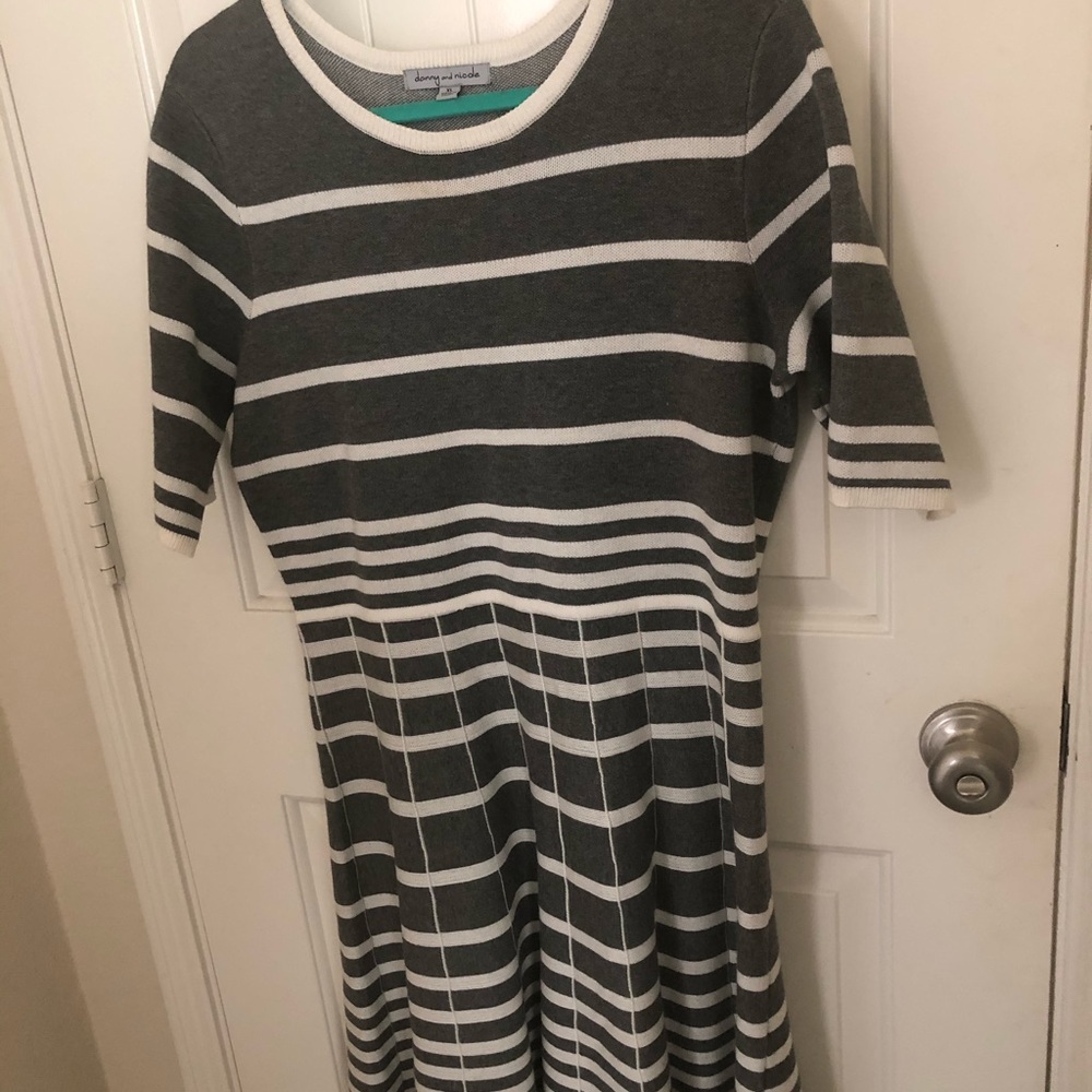 Cute Grey Short-sleeve Sweater Dress
